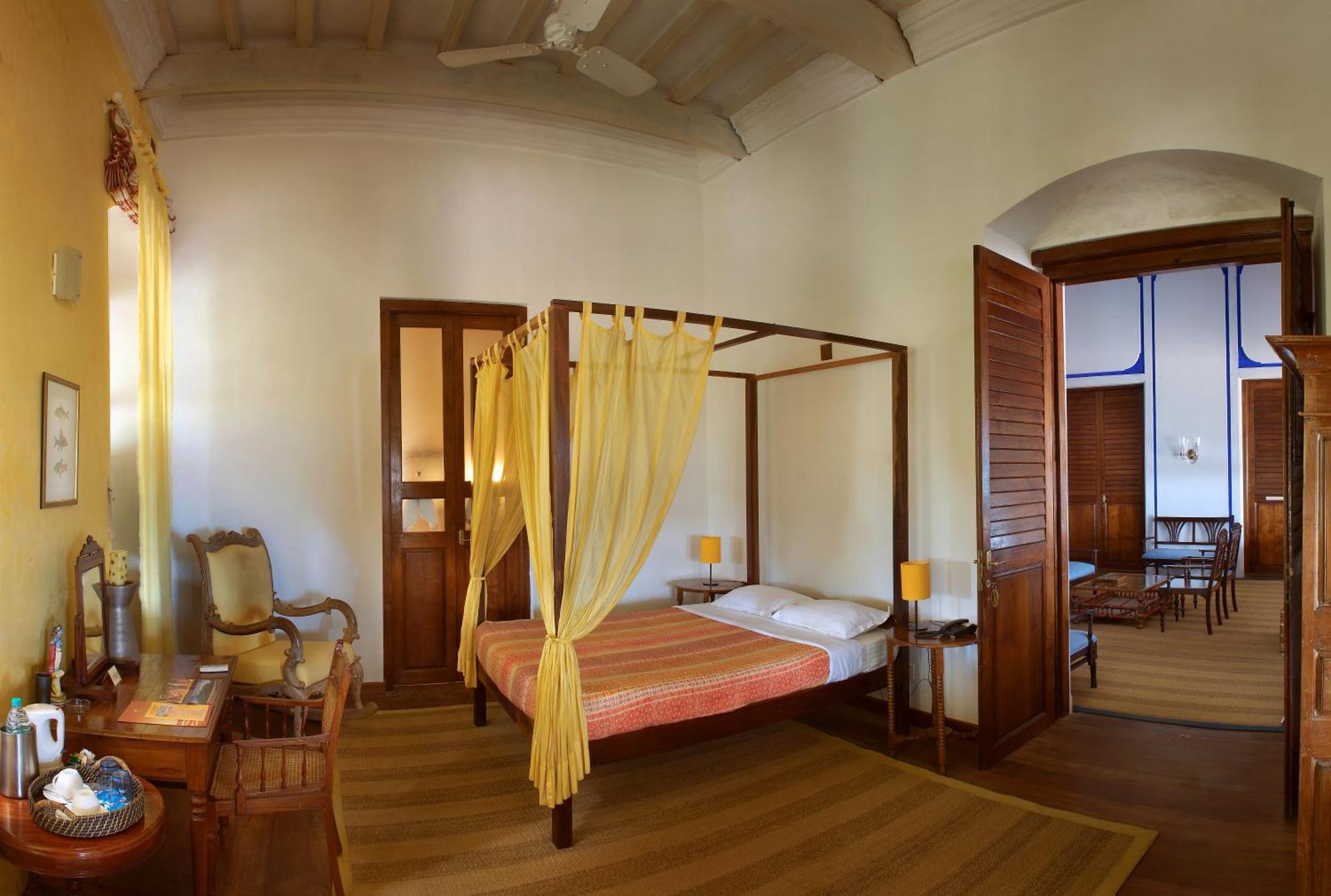 Neemrana'S - Bungalow On The Beach Tharangambadi Экстерьер фото
