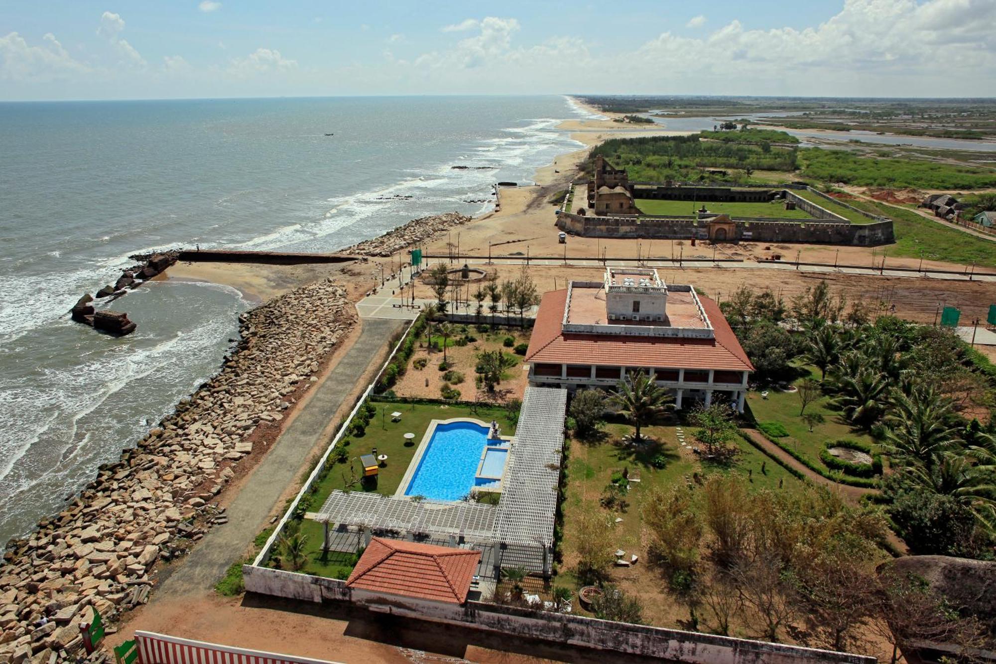 Neemrana'S - Bungalow On The Beach Tharangambadi Экстерьер фото