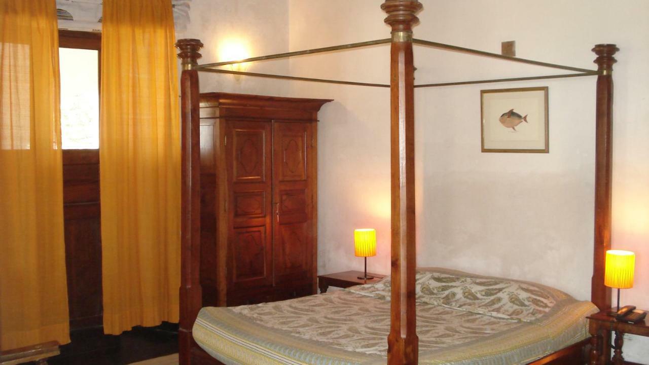Neemrana'S - Bungalow On The Beach Tharangambadi Экстерьер фото